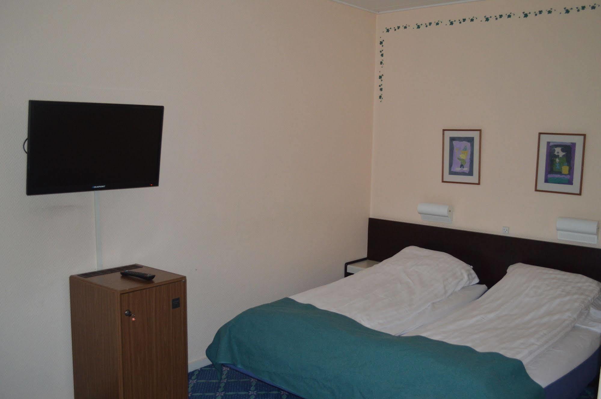 אודנזה Hotel Naesbylund Kro מראה חיצוני תמונה