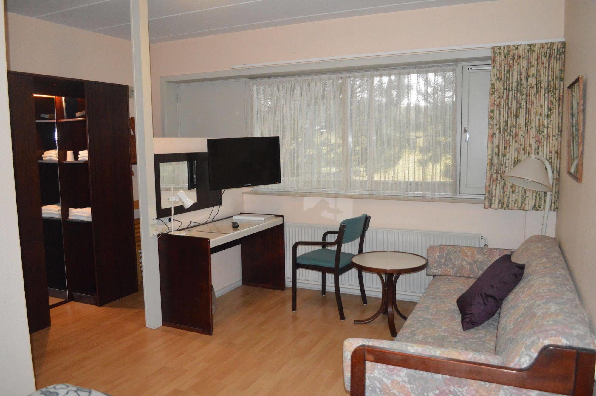 אודנזה Hotel Naesbylund Kro מראה חיצוני תמונה