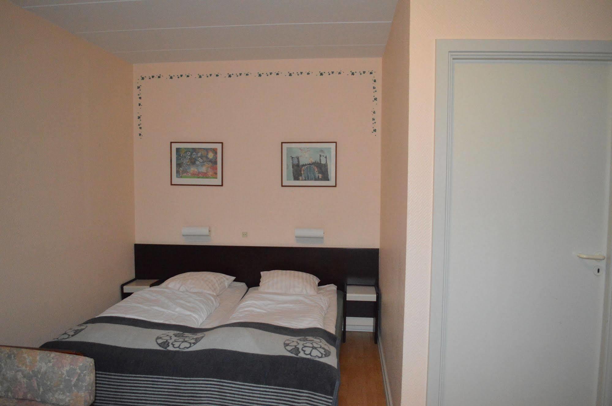 אודנזה Hotel Naesbylund Kro מראה חיצוני תמונה